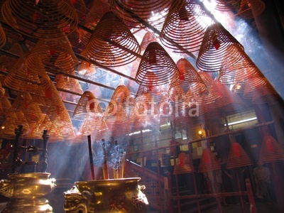 Espirales de Incienso en el Templo de Man Mo. Hong Kong