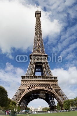Torre Eiffel vista completa